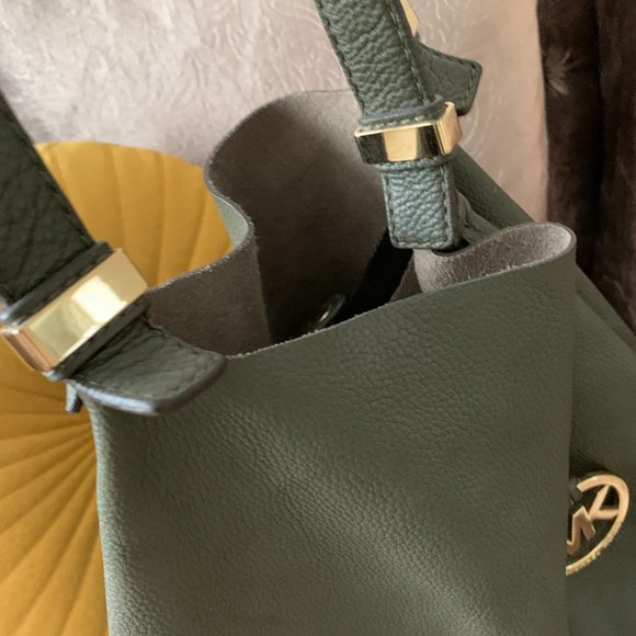Michael Kors shoulder bag - 100% leather - Picture 4 of 15